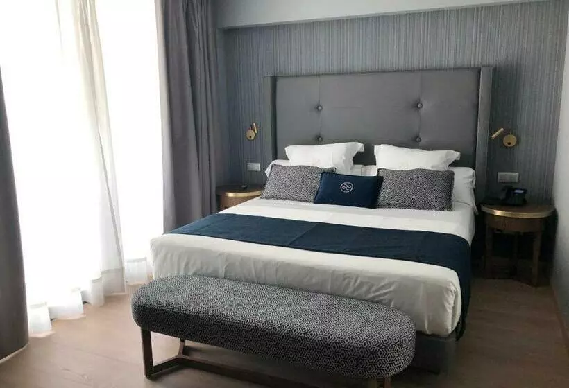 Standardzimmer mit Terrasse, Lima   Adults Recommended