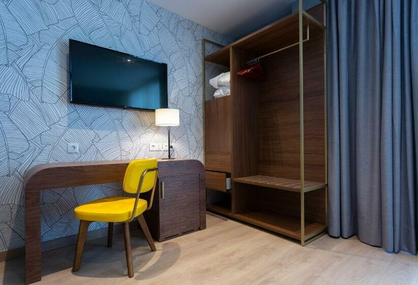 غرفة قياسية مزوَّدة بتراس, Lima   Adults Recommended