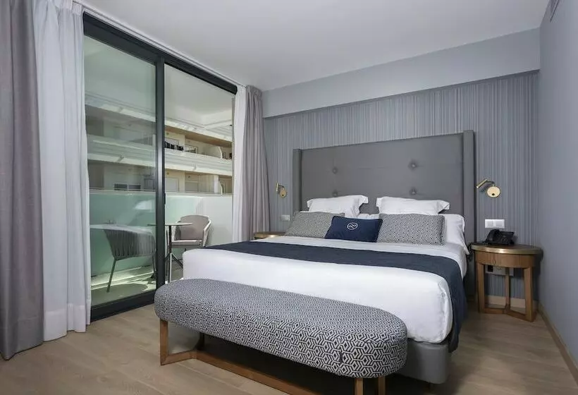 Standardzimmer mit Terrasse, Lima   Adults Recommended
