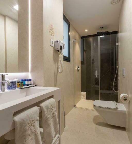 غرفة قياسية داخلية, Lima   Adults Recommended