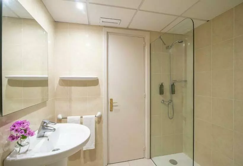 اتاق استاندارد با بالکن, Lloret Santa Rosa by Pierre & Vacances