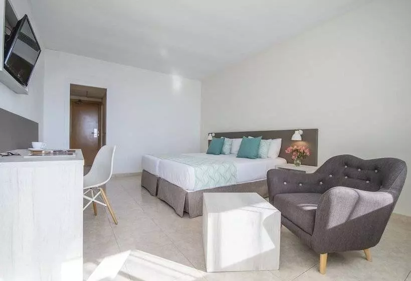 اتاق استاندارد با بالکن, Lloret Santa Rosa by Pierre & Vacances