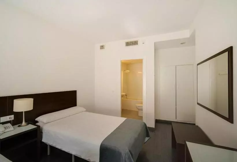 اتاق استاندارد یک نفره, Madrid De Sevilla