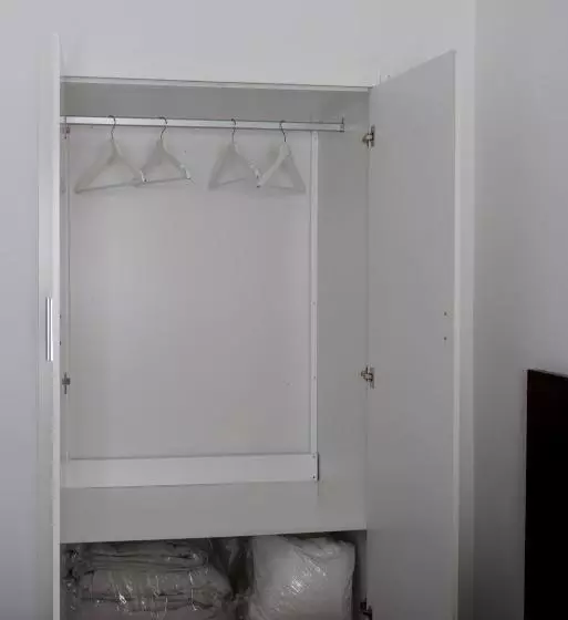 اتاق استاندارد سه نفره, Madrid De Sevilla