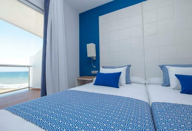 غرفة ديلوكس مطلّة علي البحر مزوَّدة بشُرفة, Ibersol Torremolinos Beach