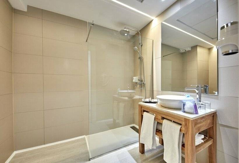 Номер Стандарт Трехместный, Ibersol Torremolinos Beach