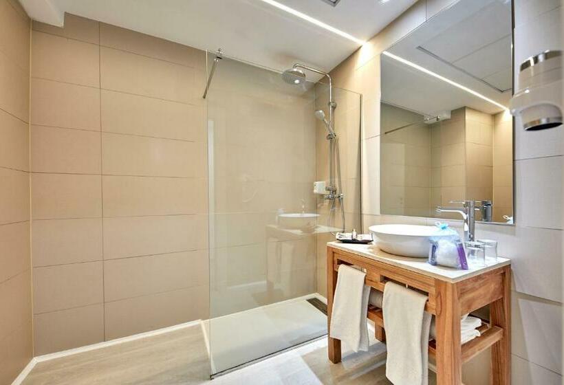 غرفة قياسية رباعية مطلة على البحر, Ibersol Torremolinos Beach