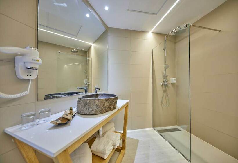 غرفة قياسية رباعية مطلة على البحر, Ibersol Torremolinos Beach