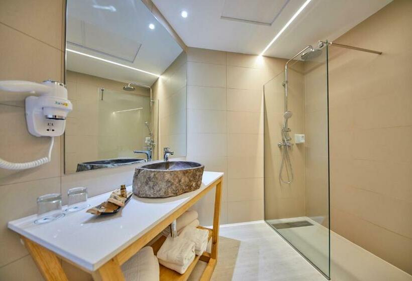 جناح جونيور, Ibersol Torremolinos Beach