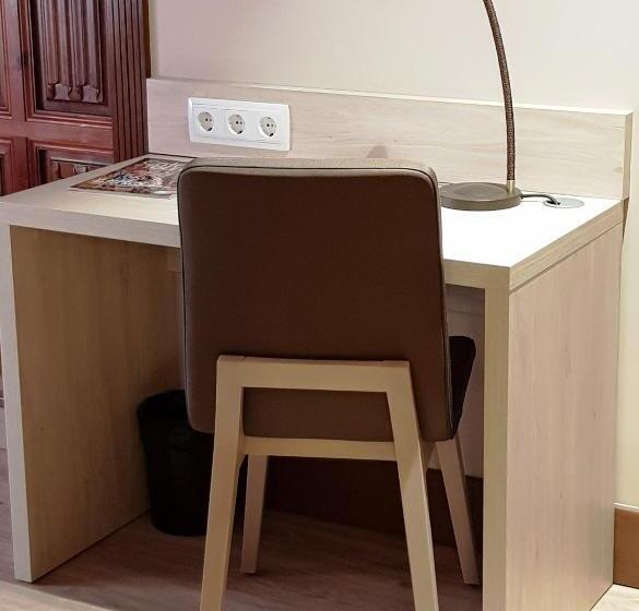 舒适型单人间, Maria Cristina