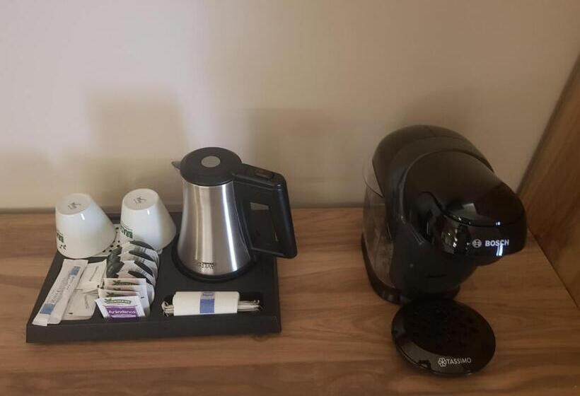 标准间, Maria Cristina