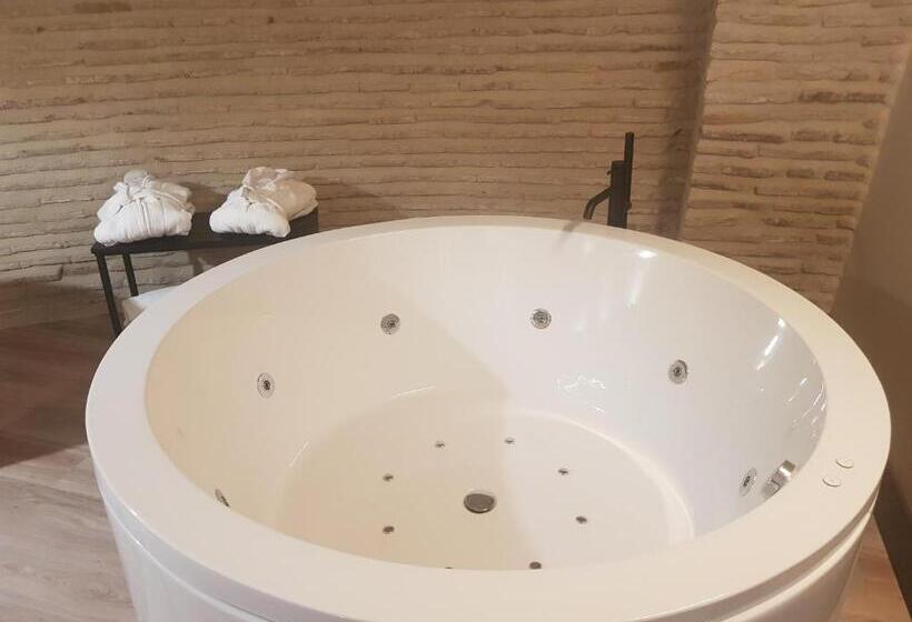 标准间, Maria Cristina