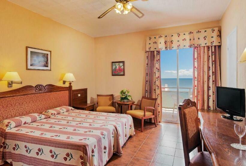 バルコニー付きスタンダードルーム, Monopol