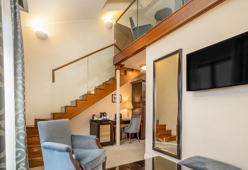 Quarto Estandar com Sacada, Monopol