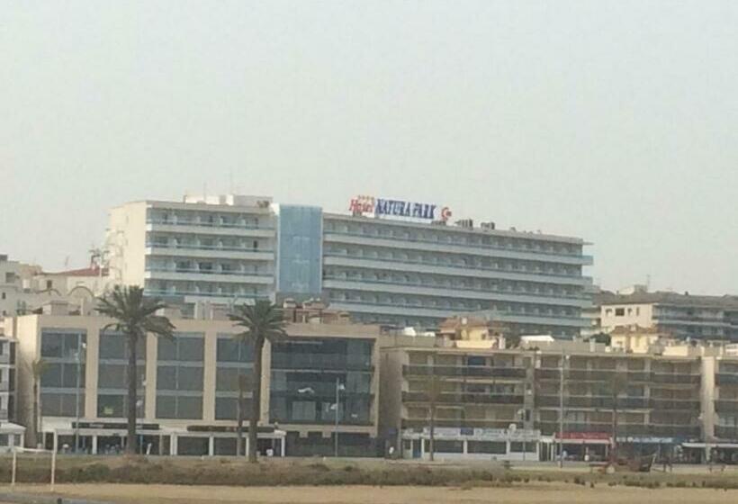 四人标准间, Natura Park