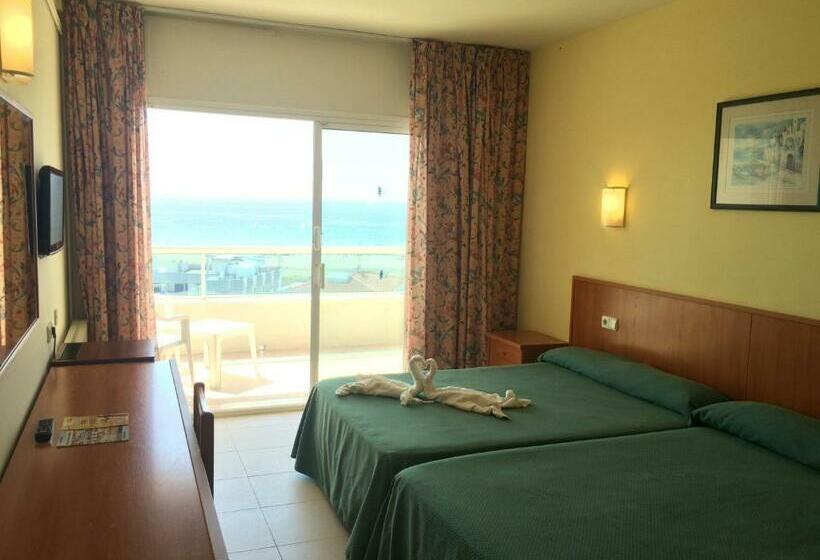 Triple Room Sea View, Natura Park