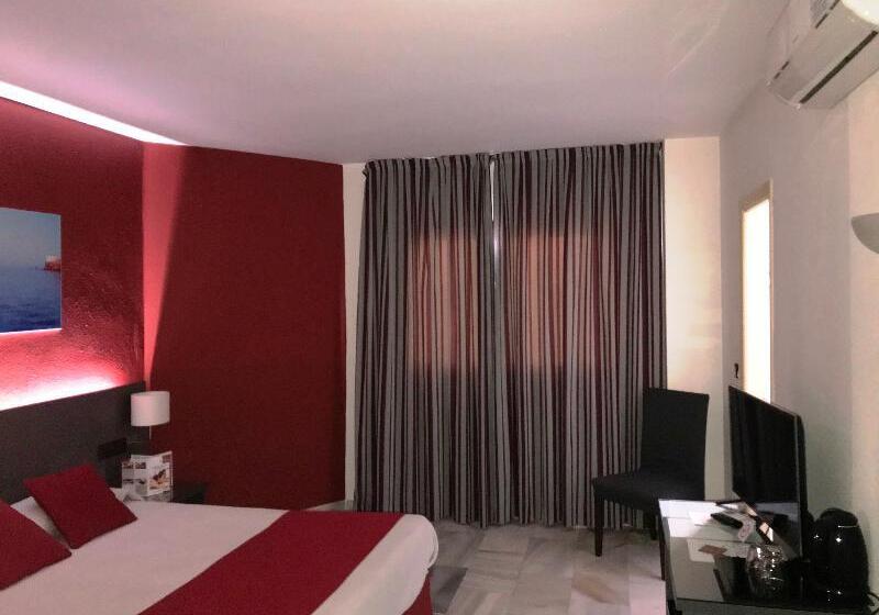 Quarto Economy, Nerja Club By Dorobe