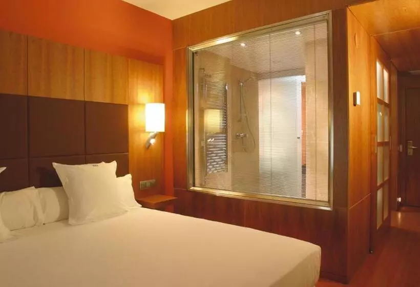 Quarto Superior Individual, Num