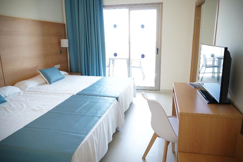Dört Kişilik Standart Oda, Ibersol Playa Dorada