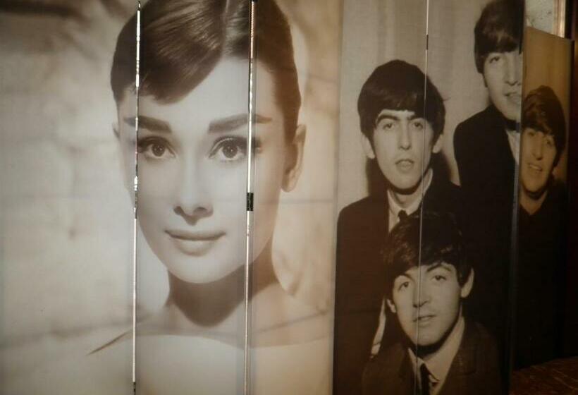 اتاق استاندارد یک نفره, Photo Zabalburu