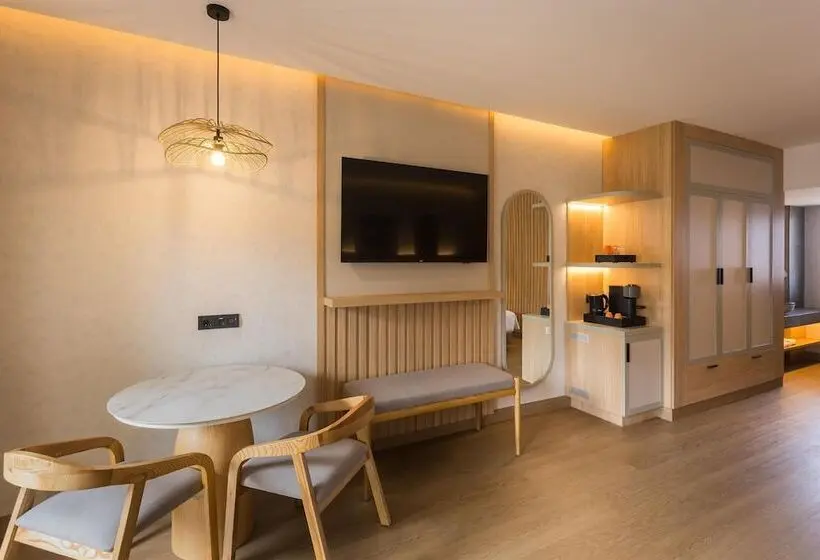 バルコニー付きジュニアスイート, Radisson Resort & Residences Tenerife