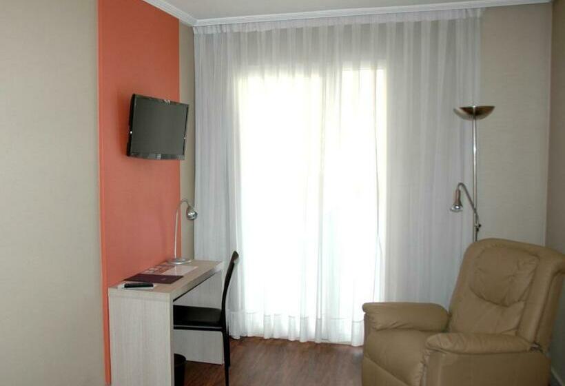 스탠다드 룸, Num