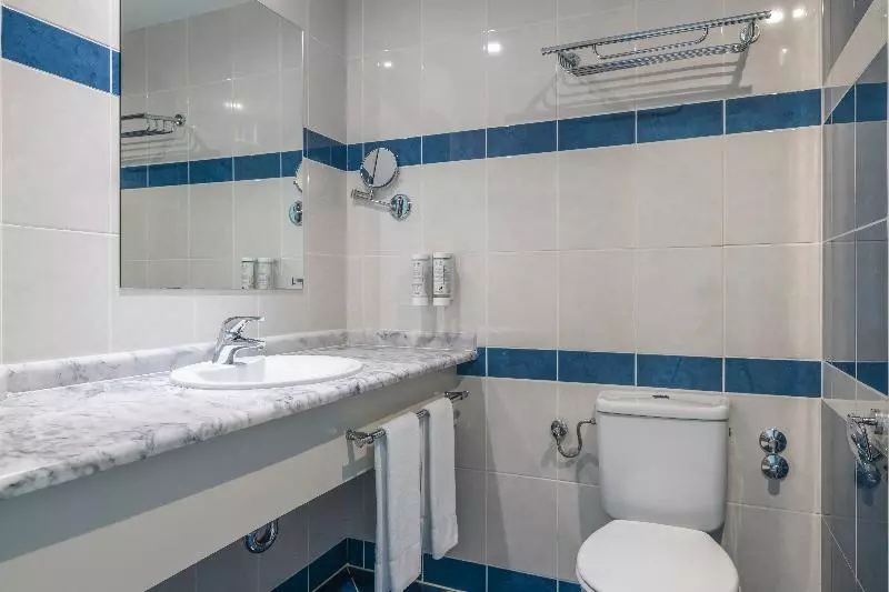 Standard Single Room, Restaurante Cadosa