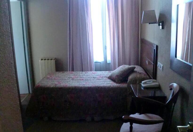 اتاق استاندارد یک نفره, Roma