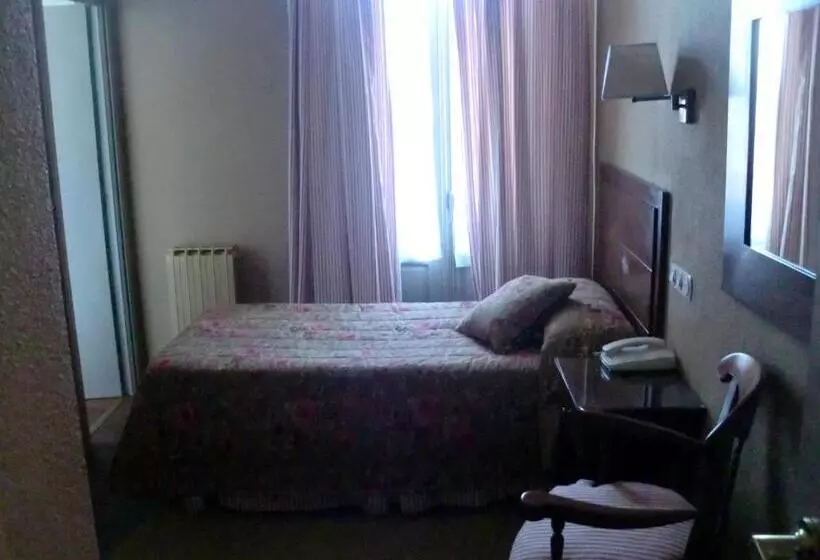 اتاق استاندارد یک نفره, Roma