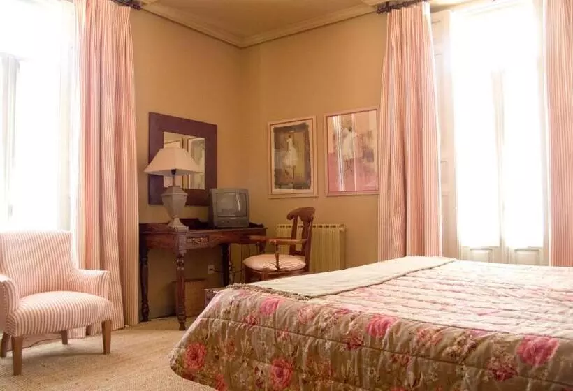 اتاق استاندارد یک نفره, Roma