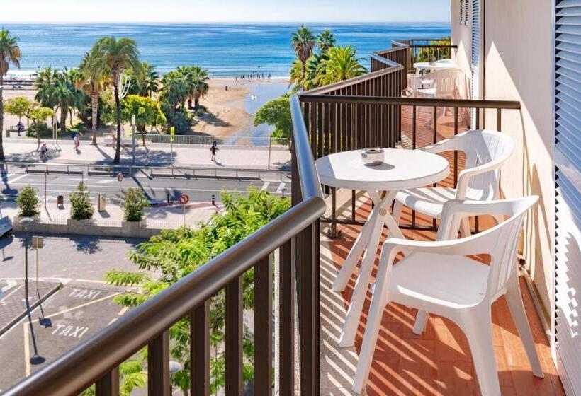 חדר סטנדרט לארבעה, Rovira