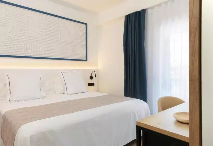 Junior Suite, Rovira