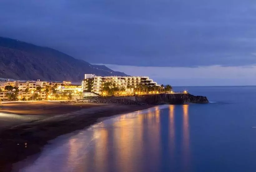 اتاق استاندارد با چشم‌انداز دریا, Meliá La Palma