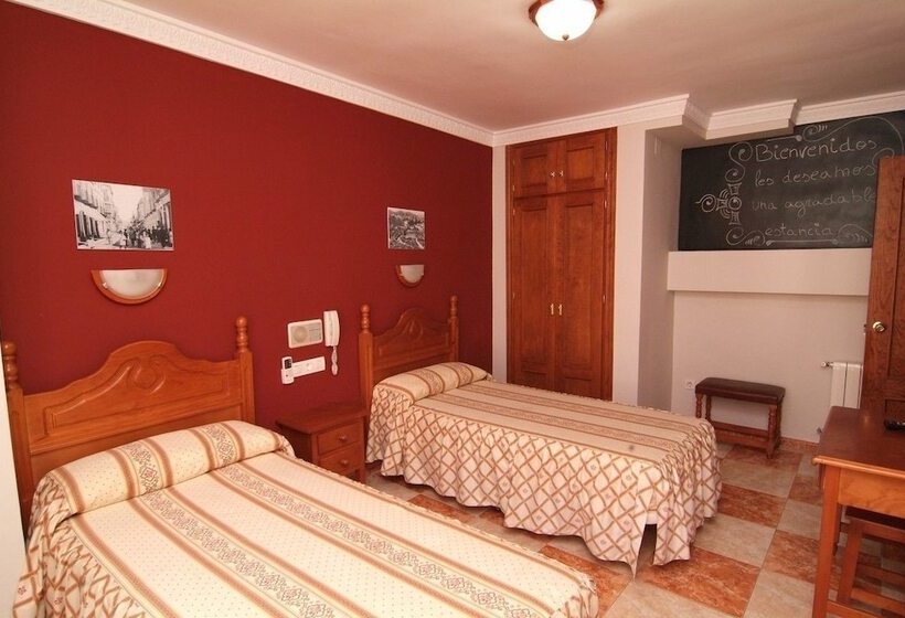 스탠다드 룸, Virgen De Los Reyes