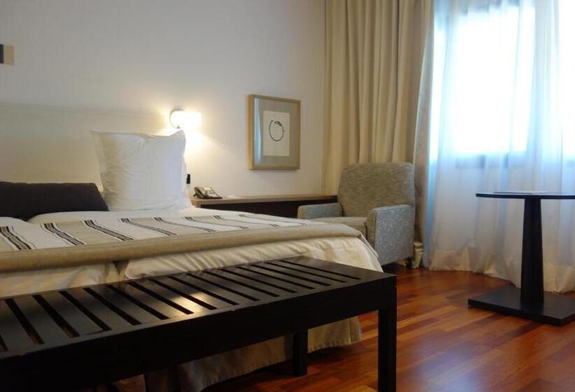 Номер Стандарт, Parador De Antequera