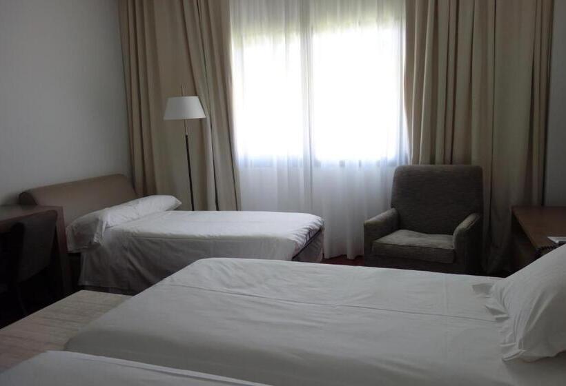 Номер Стандарт, Parador De Antequera