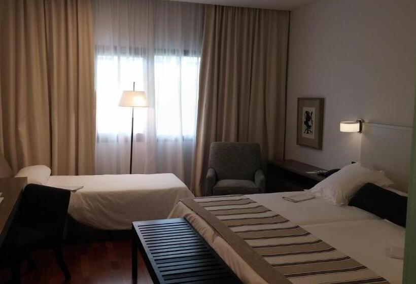 Quarto standard, Parador De Antequera