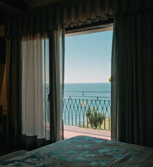 Romantic Room Sea View, Rigat Park & Spa Hotel   Adults Recommended