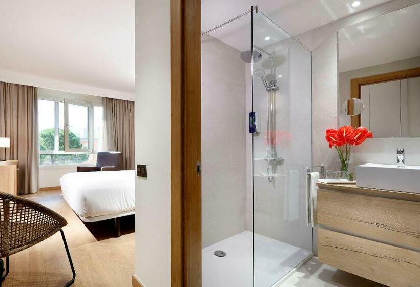 标准间, Sb Corona Tortosa