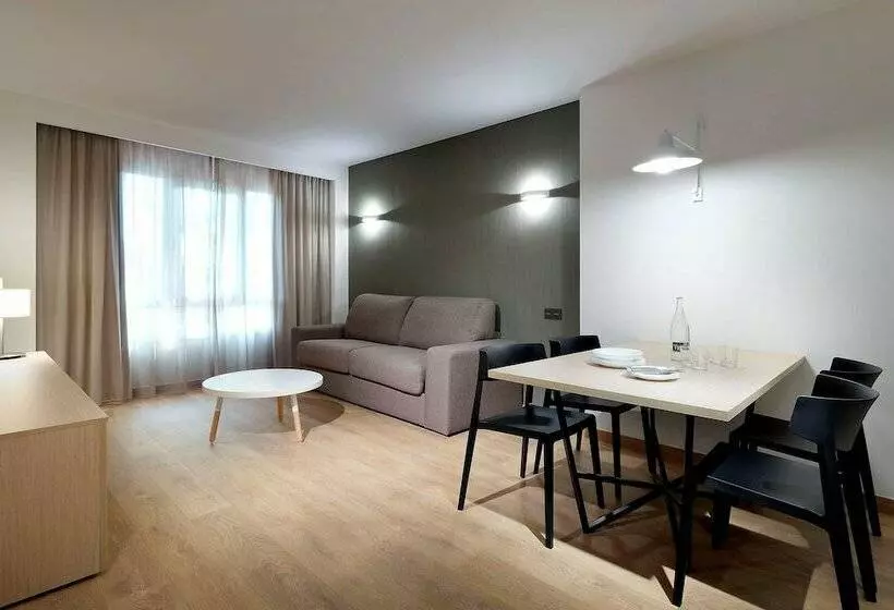 Huoneisto 1 Makuuhuone, Sb Corona Tortosa
