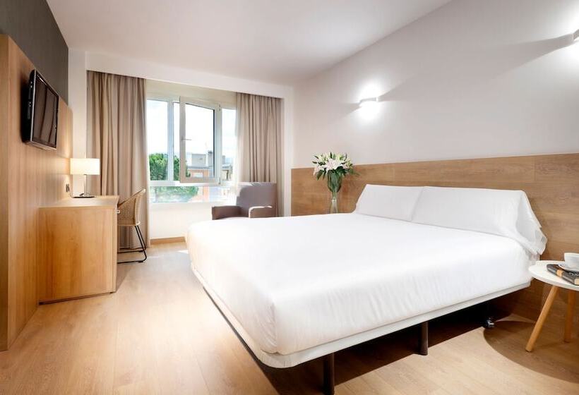 标准间, Sb Corona Tortosa