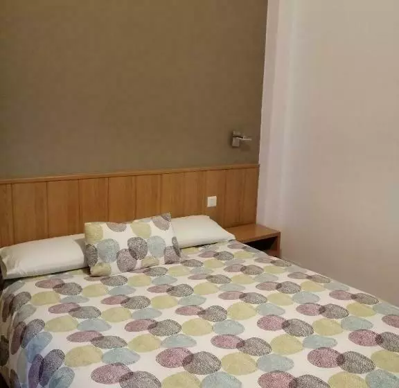 اتاق استاندارد, Hostal Andrés