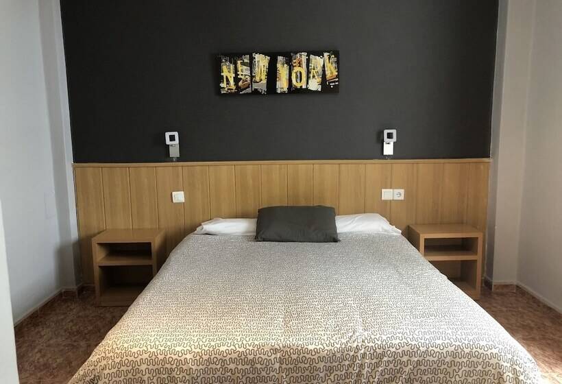 غرفة قياسية, Hostal Andrés