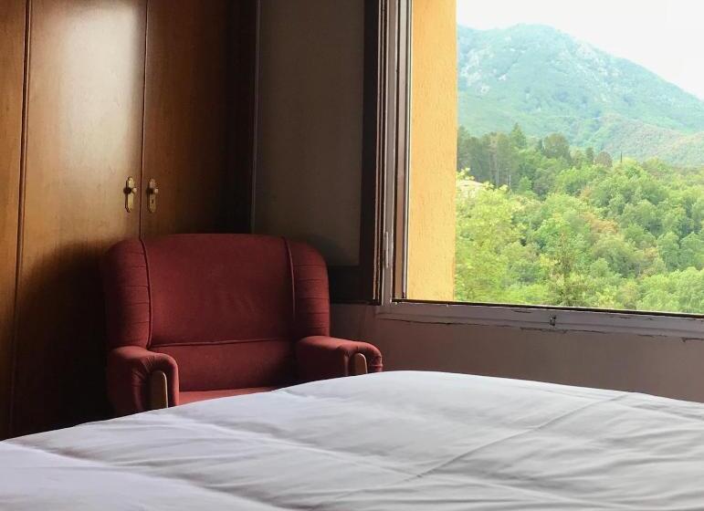 Четырехместный Номер Классик, Hostal De La Gloria