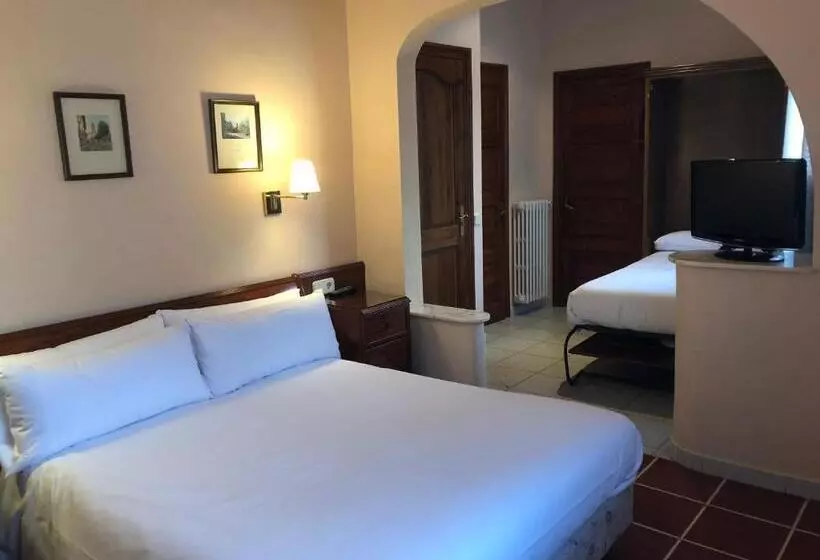 Standard Kolmen Hengen Huone, Hostal De La Gloria
