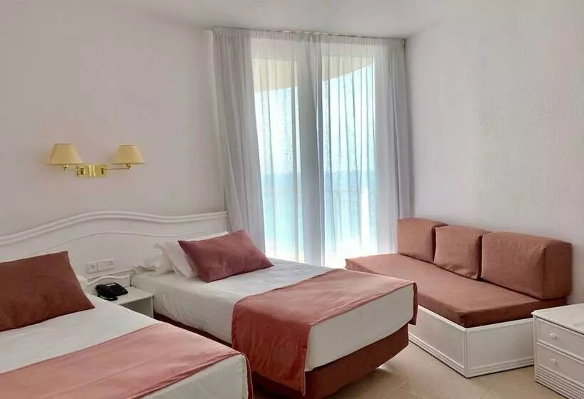 Chambre Classique, Aromar