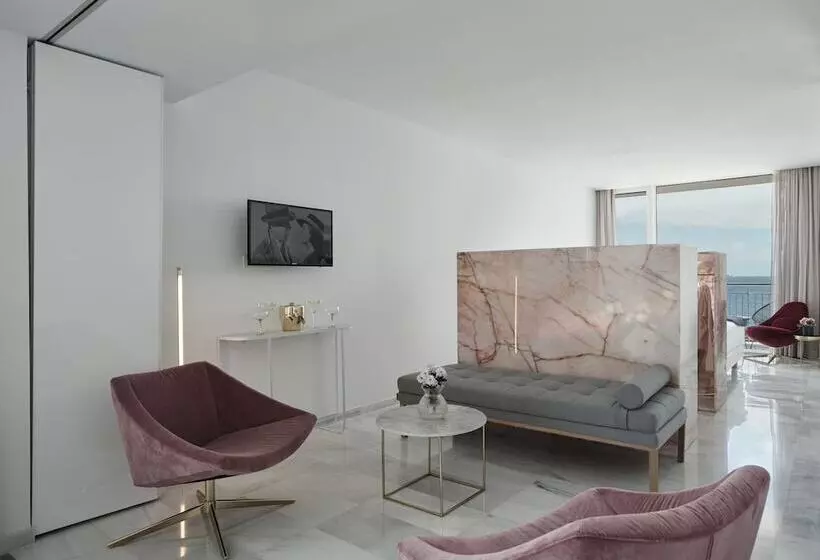 Junior Suite Vue Mer, Aromar