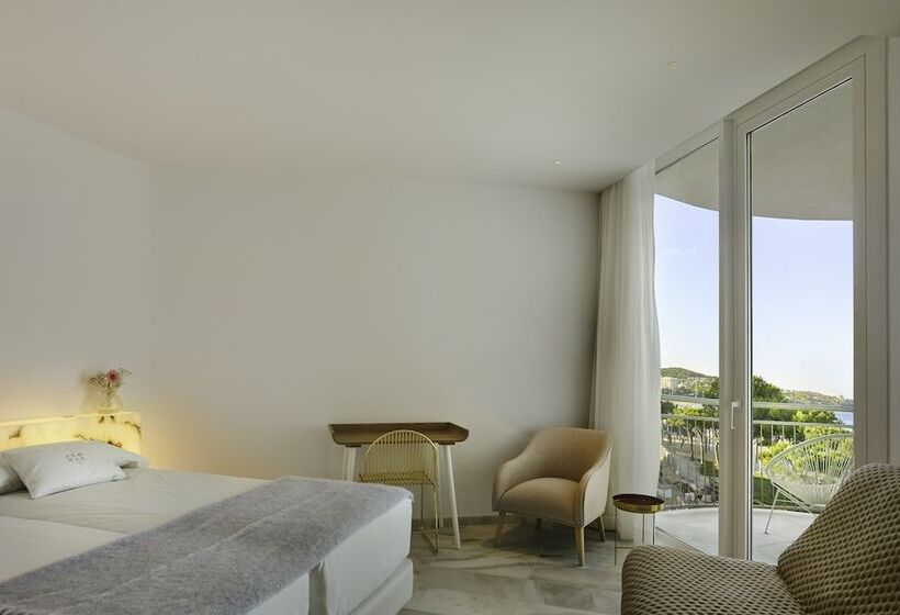 Номер Стандард Боковой Вид на Море с Балконом, Aromar