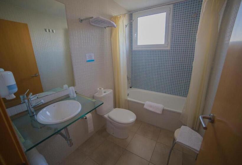 اتاق استاندارد سه نفره, Casa Del Mar Hotel & Apartaments
