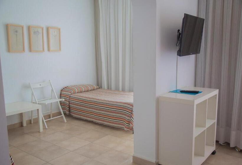 اتاق استاندارد چهار تخته, Casa Del Mar Hotel & Apartaments